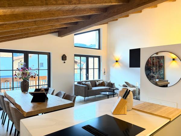 Villa photo 3