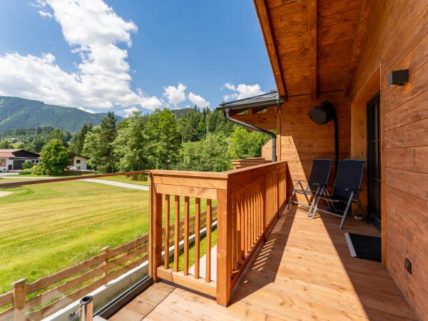 Villa photo 2