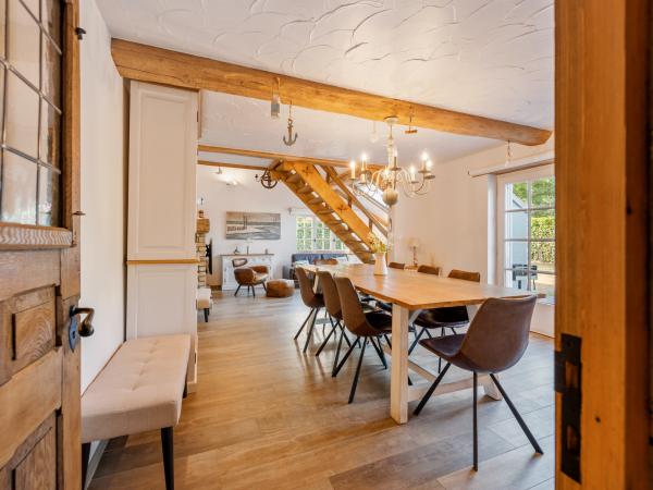 Villa photo 4