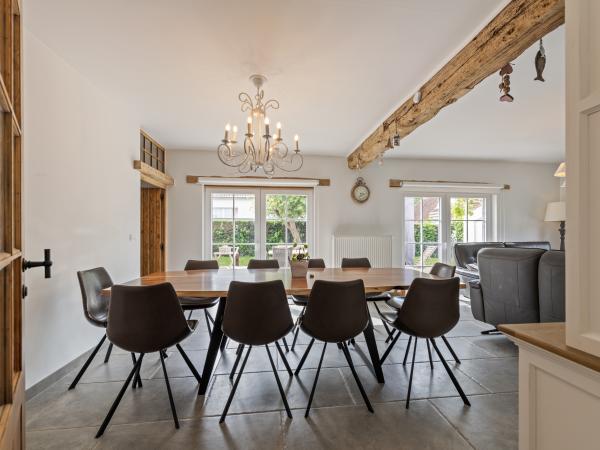 Villa photo 4