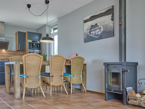 Villa photo 5