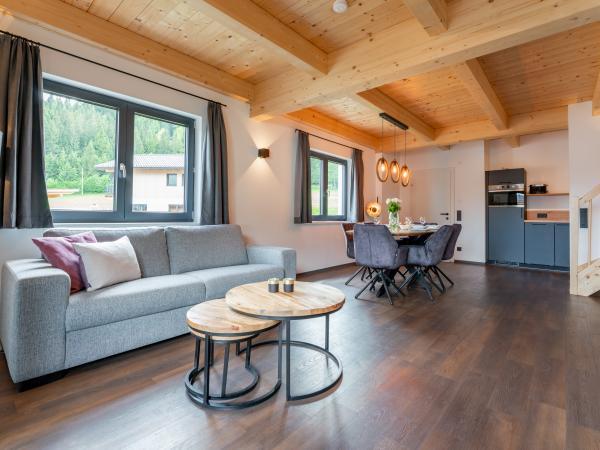 Villa photo 3