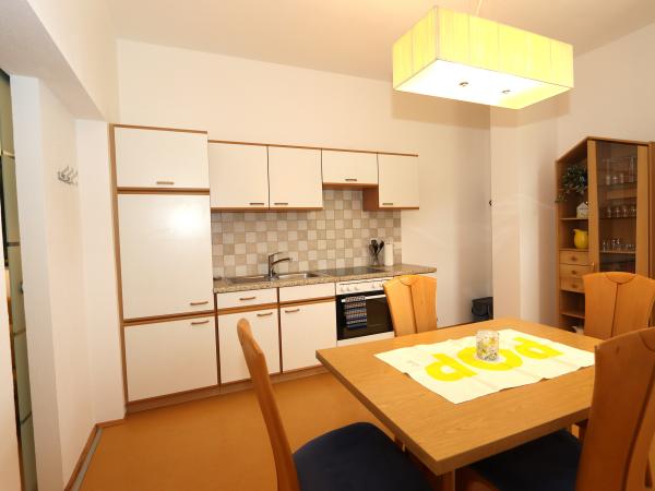 Villa photo 3