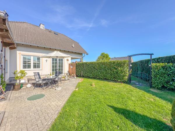 Villa photo 2