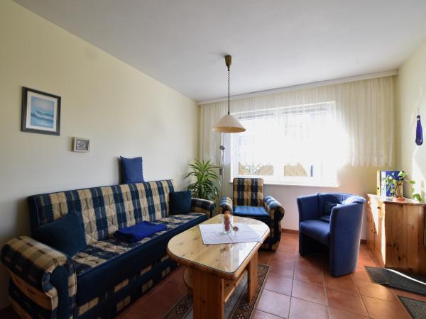 Villa photo 2