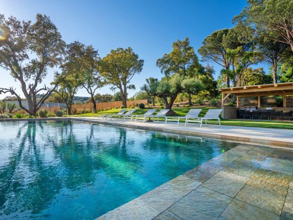 Villa photo 5