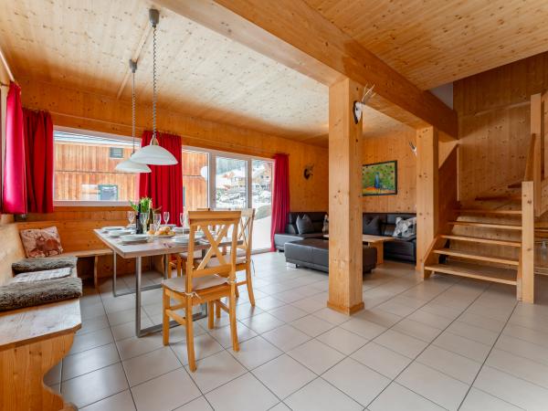 Villa photo 3