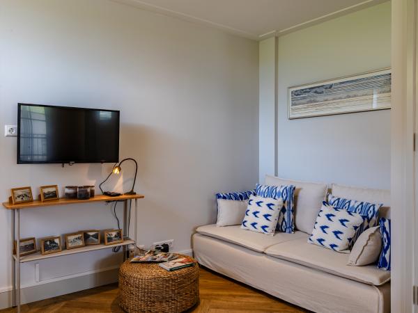 Villa photo 2