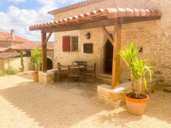 Villa photo 3