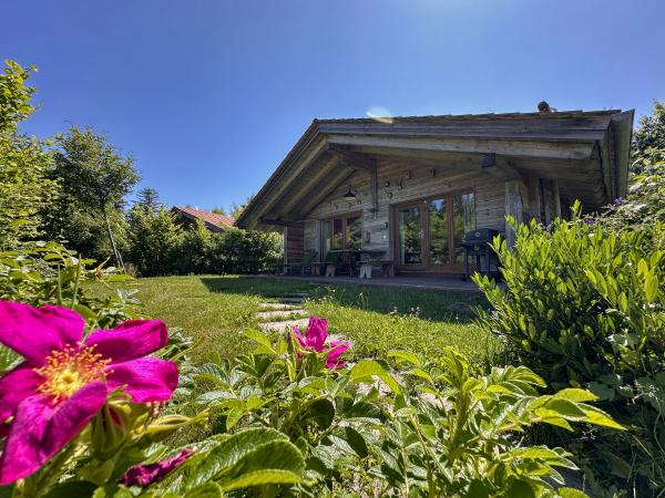 Villa photo 2