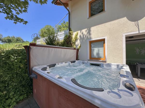 Villa photo 2