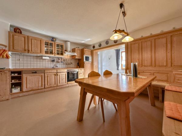 Villa photo 3