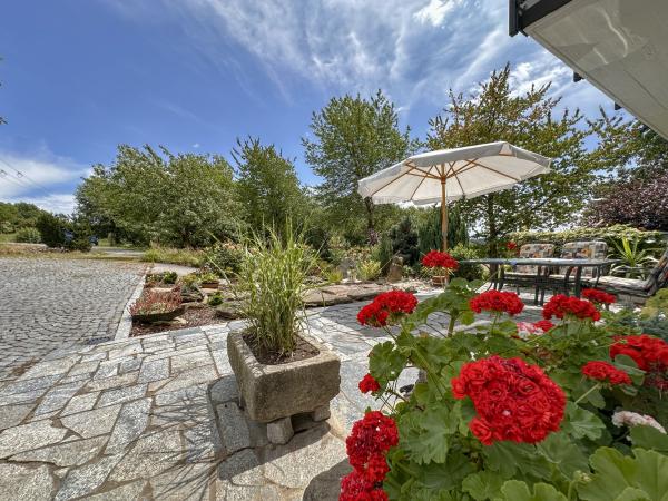 Villa photo 3