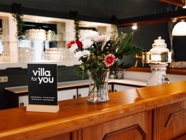 Villa photo 3
