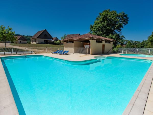 Villa photo 3