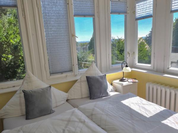 Villa photo 5