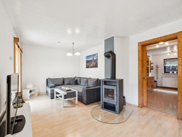Villa photo 2