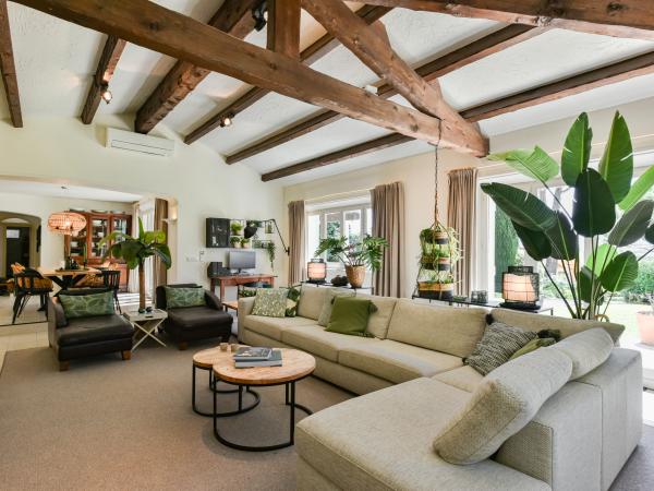 Villa photo 5