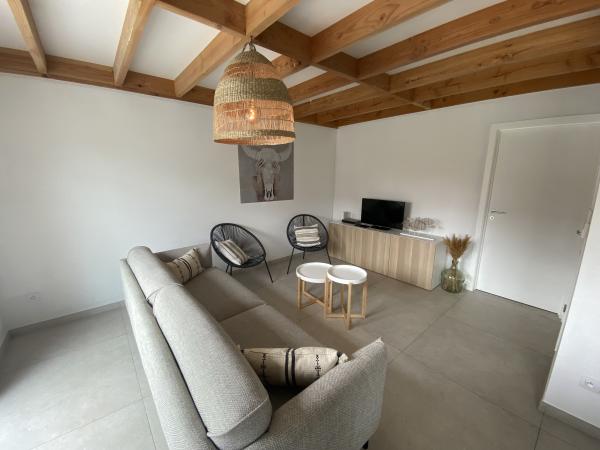 Villa photo 2