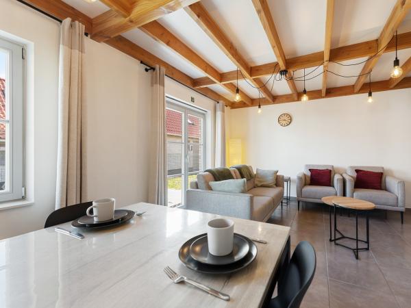 Villa photo 2