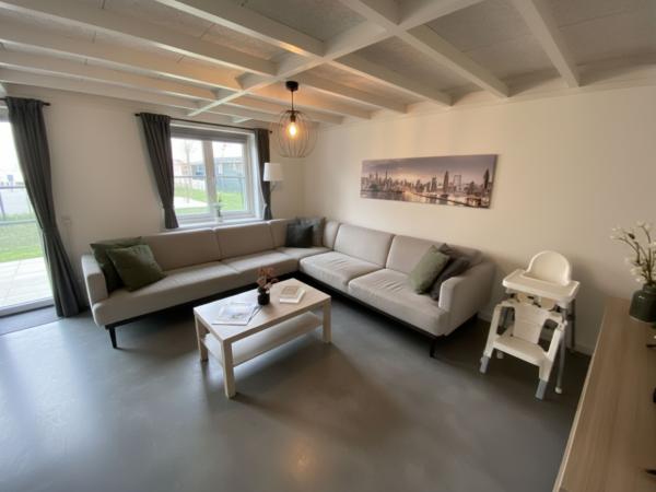 Villa photo 3