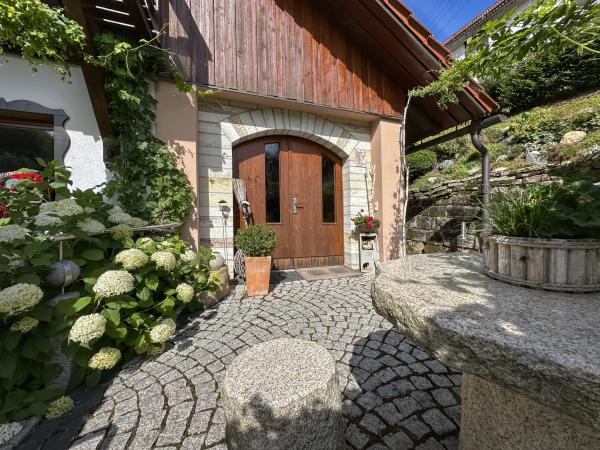 Villa photo 2