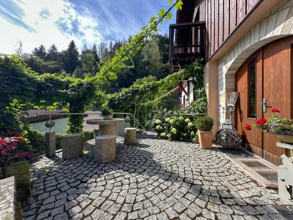 Villa photo 3