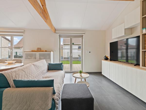 Villa photo 3