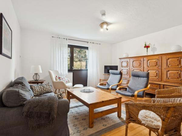 Villa photo 3