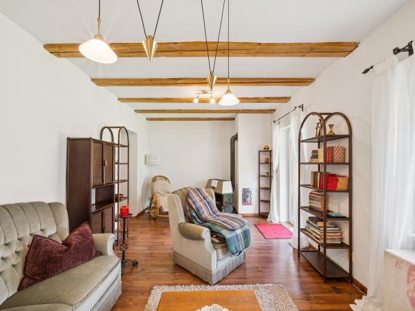 Villa photo 3