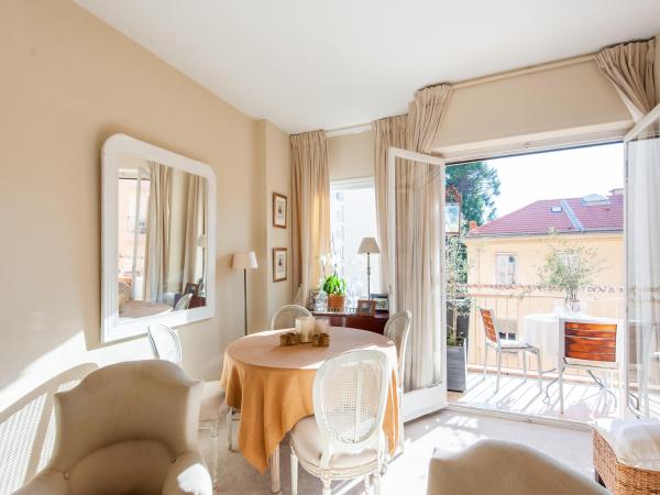 Villa photo 3