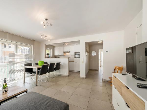 Villa photo 3