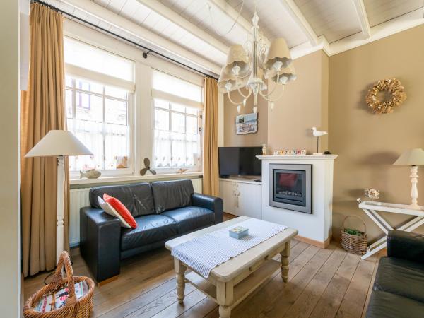 Villa photo 3