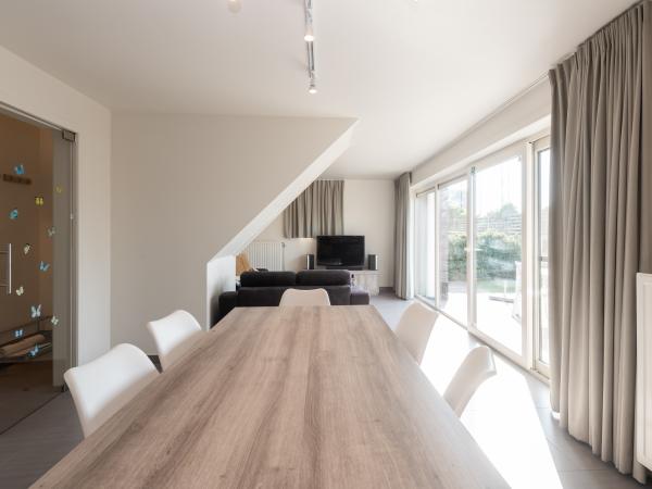 Villa photo 4