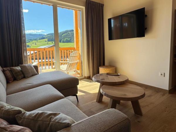 Villa photo 2