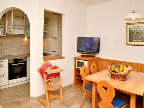 Villa photo 2