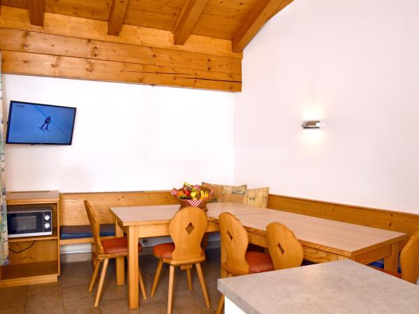 Villa photo 2