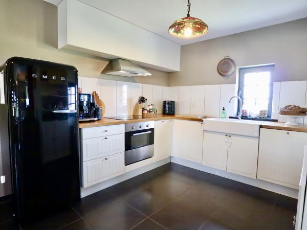Villa photo 3