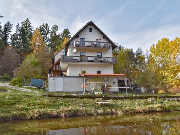 Villa photo 2