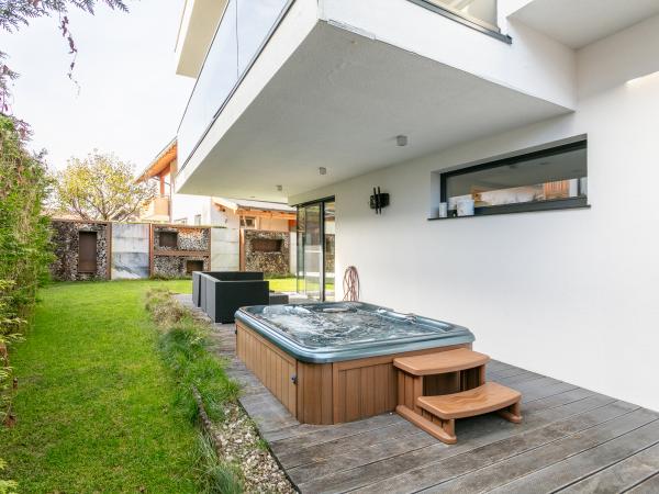 Villa photo 5