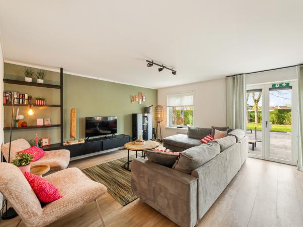 Villa photo 3