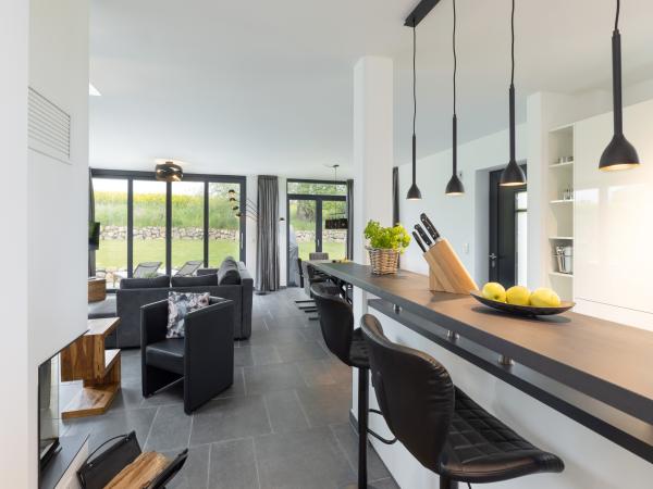 Villa photo 4