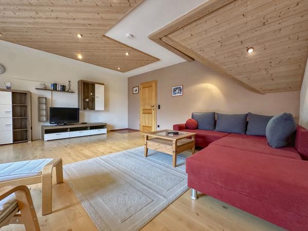 Villa photo 2