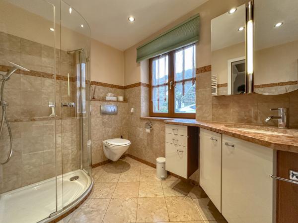 Villa photo 3