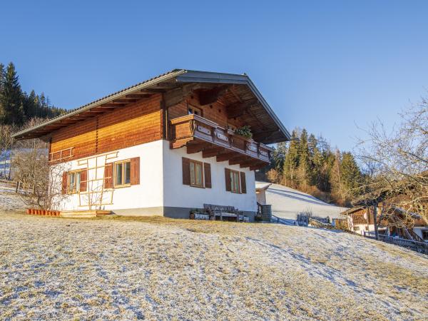 Villa photo 2