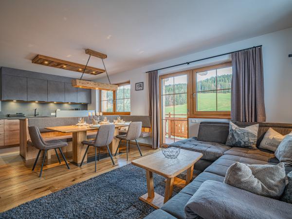 Villa photo 3