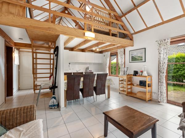 Villa photo 3
