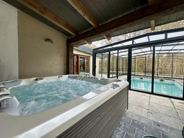 Villa photo 3