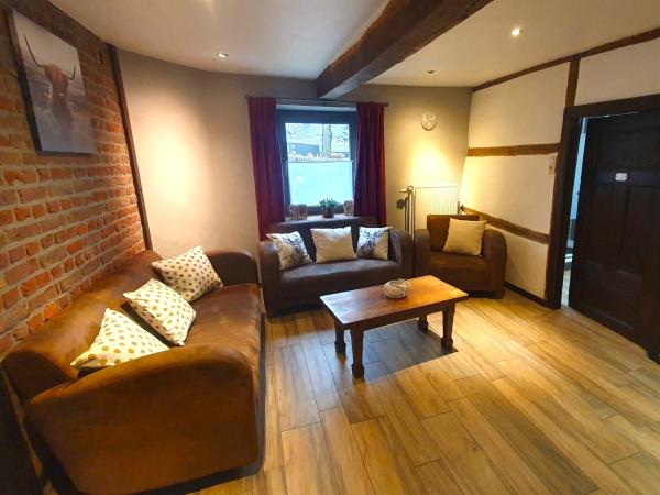 Villa photo 2