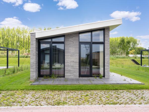 Villa photo 2